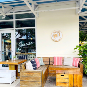 jessie's juice bar at camana bay in grand cayman